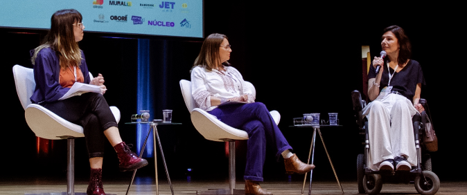 Jornalistas debatem a cobertura de temas sensíveis de forma ética durante o 21° Congresso