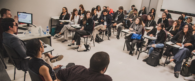 Programa de bolsas da Abraji impulsiona inclusão e amplia vozes no jornalismo durante o 20º Congresso